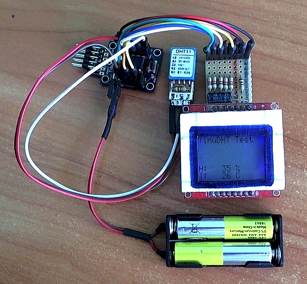 Tinusaur Board DHT11 LCD Battery